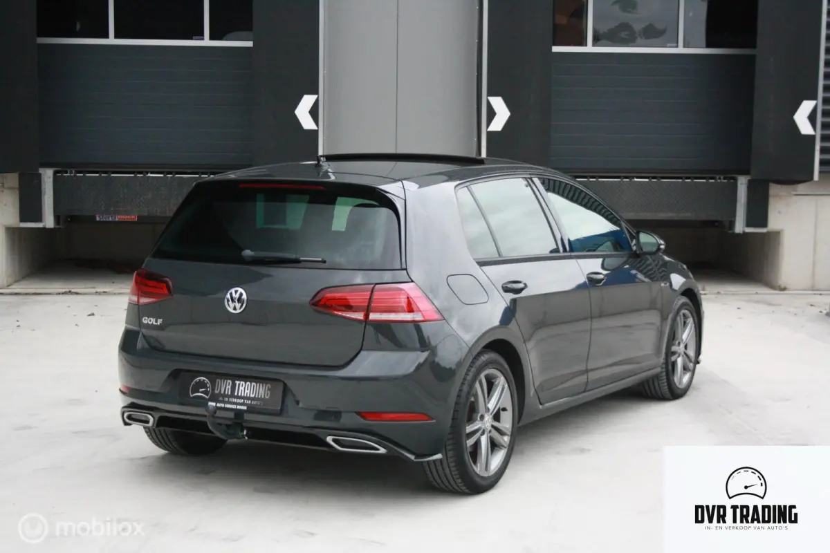 1.5 TSI R-Line DSG Pano Virtual 150PK Camera