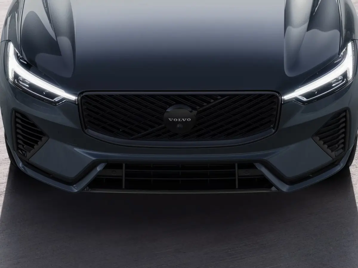 T6 Plug-in hybrid AWD Plus Black Edition | Panoramadak | 360° camera | Luchtvering | Head-up display | Harman Kardon | Stoel- en stuurverwarming