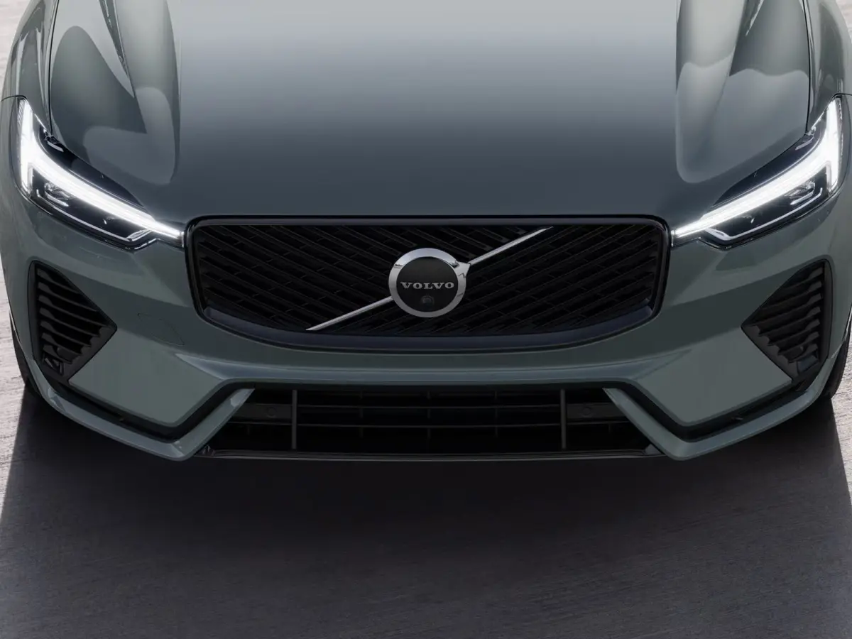 T6 Plug-in hybrid AWD Plus Dark | Panoramadak | 360° camera | Luchtvering | Head-up display | Harman Kardon | Stoel- en stuurverwarming