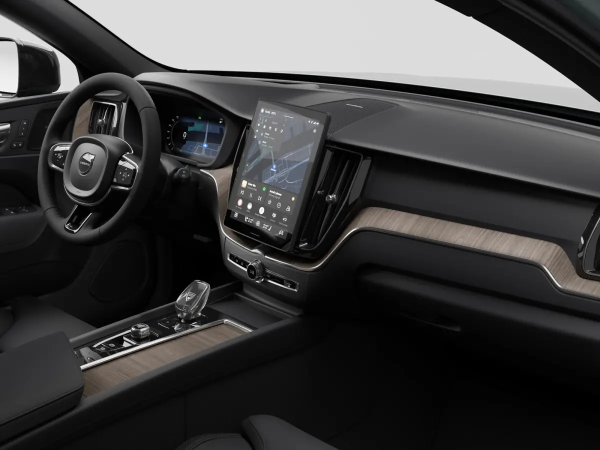 T6 Plug-in hybrid AWD Plus Dark | Panoramadak | 360° camera | Luchtvering | Head-up display | Harman Kardon | Stoel- en stuurverwarming