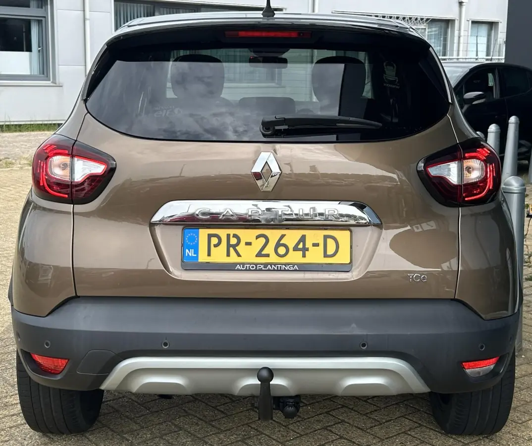 0.9 TCe Intens 90PK | 1e Eigenaar | Dealeronderhouden | Nette Staat | NL AUTO | NAP | R-Link | Bose | Trekhaak | Achteruitrijcamera | Carplay | Navigatie | 2 Sleutels | Premium Kleur |