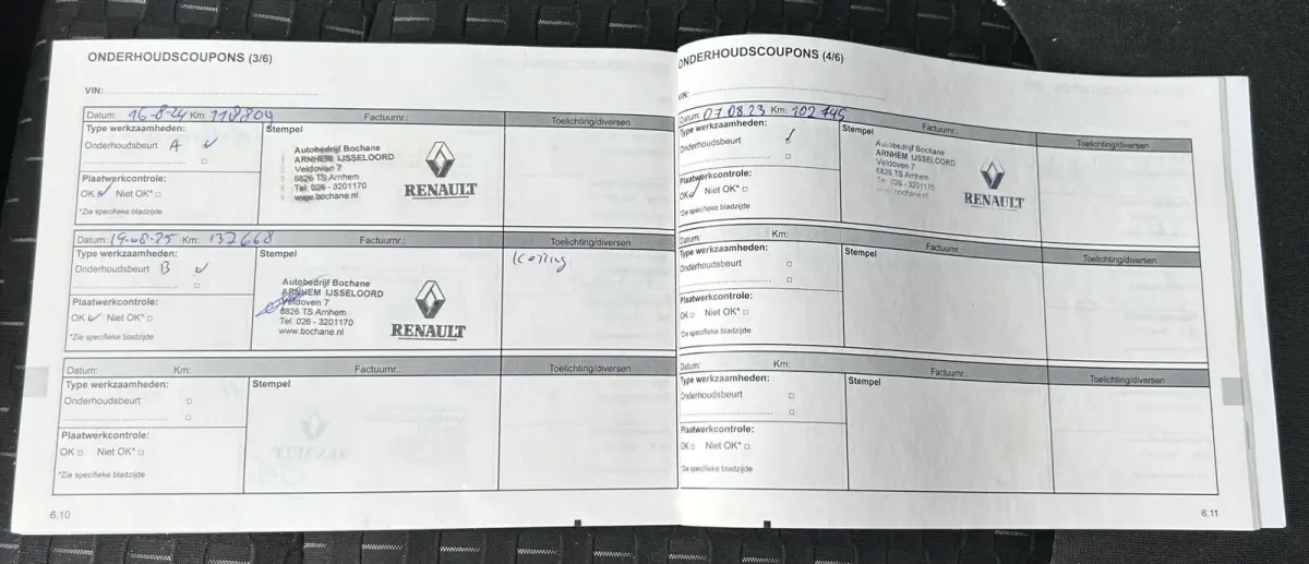 0.9 TCe Intens 90PK | 1e Eigenaar | Dealeronderhouden | Nette Staat | NL AUTO | NAP | R-Link | Bose | Trekhaak | Achteruitrijcamera | Carplay | Navigatie | 2 Sleutels | Premium Kleur |