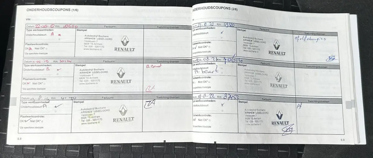 0.9 TCe Intens 90PK | 1e Eigenaar | Dealeronderhouden | Nette Staat | NL AUTO | NAP | R-Link | Bose | Trekhaak | Achteruitrijcamera | Carplay | Navigatie | 2 Sleutels | Premium Kleur |