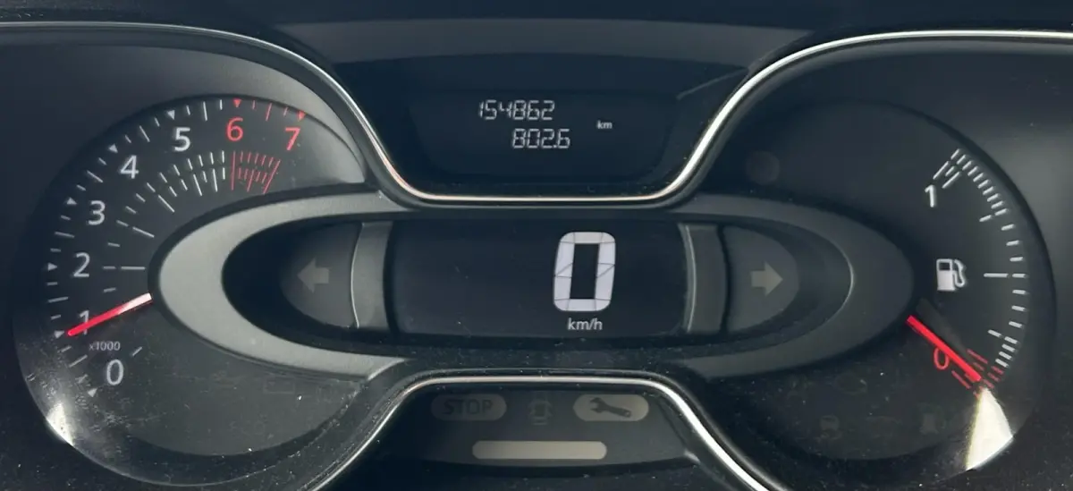 0.9 TCe Intens 90PK | 1e Eigenaar | Dealeronderhouden | Nette Staat | NL AUTO | NAP | R-Link | Bose | Trekhaak | Achteruitrijcamera | Carplay | Navigatie | 2 Sleutels | Premium Kleur |