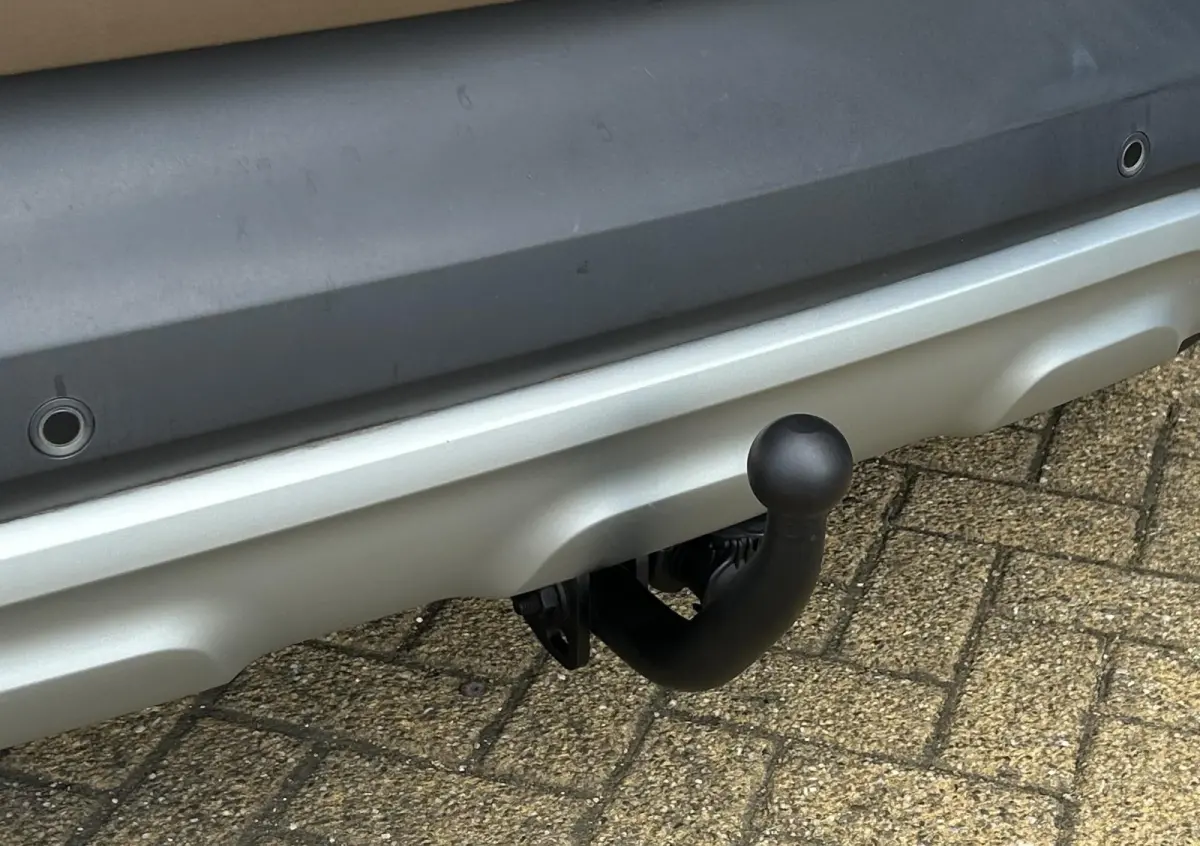 0.9 TCe Intens 90PK | 1e Eigenaar | Dealeronderhouden | Nette Staat | NL AUTO | NAP | R-Link | Bose | Trekhaak | Achteruitrijcamera | Carplay | Navigatie | 2 Sleutels | Premium Kleur |