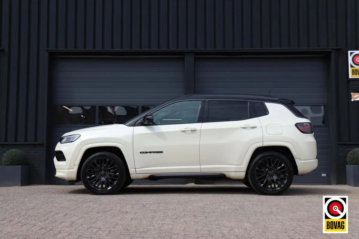 4xe 240 Plug-in Hybrid S |PANODAK|360 CAMERA|KEYLESS|MEMORY|LEDER|CARPLAY|STOEL+STUURVERW!