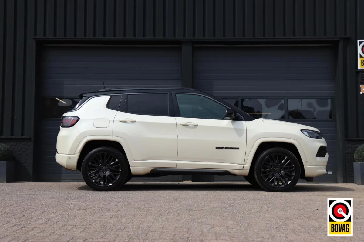 4xe 240 Plug-in Hybrid S |PANODAK|360 CAMERA|KEYLESS|MEMORY|LEDER|CARPLAY|STOEL+STUURVERW!