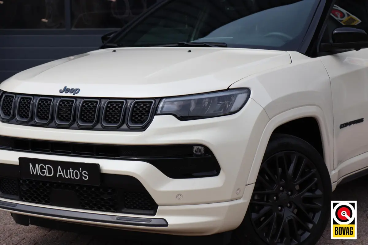 4xe 240 Plug-in Hybrid S |PANODAK|360 CAMERA|KEYLESS|MEMORY|LEDER|CARPLAY|STOEL+STUURVERW!