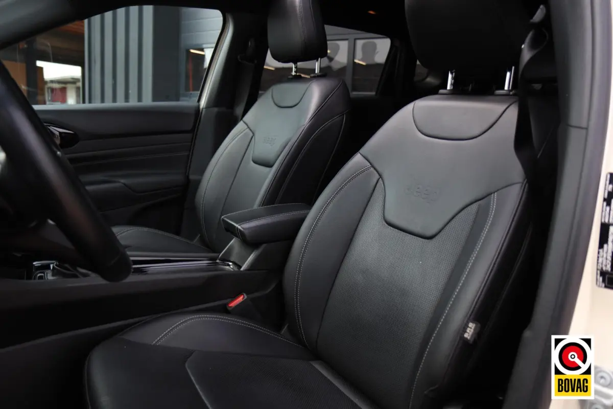 4xe 240 Plug-in Hybrid S |PANODAK|360 CAMERA|KEYLESS|MEMORY|LEDER|CARPLAY|STOEL+STUURVERW!