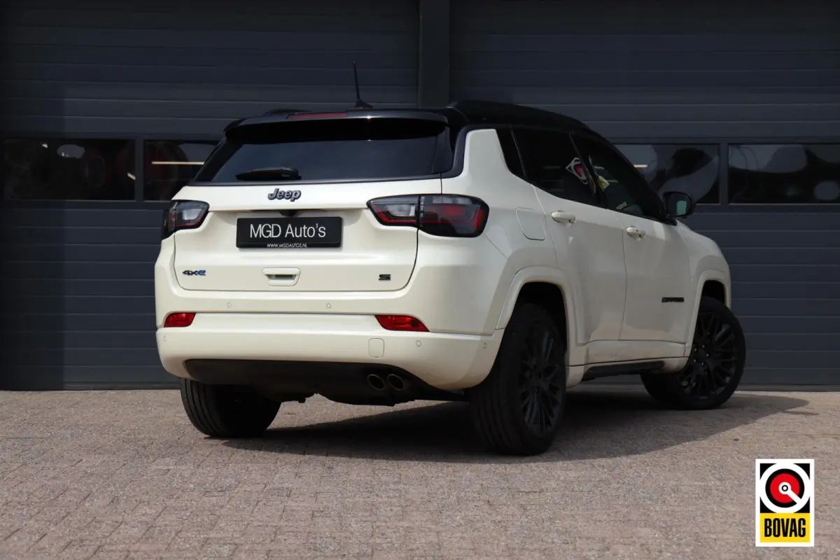 4xe 240 Plug-in Hybrid S |PANODAK|360 CAMERA|KEYLESS|MEMORY|LEDER|CARPLAY|STOEL+STUURVERW!