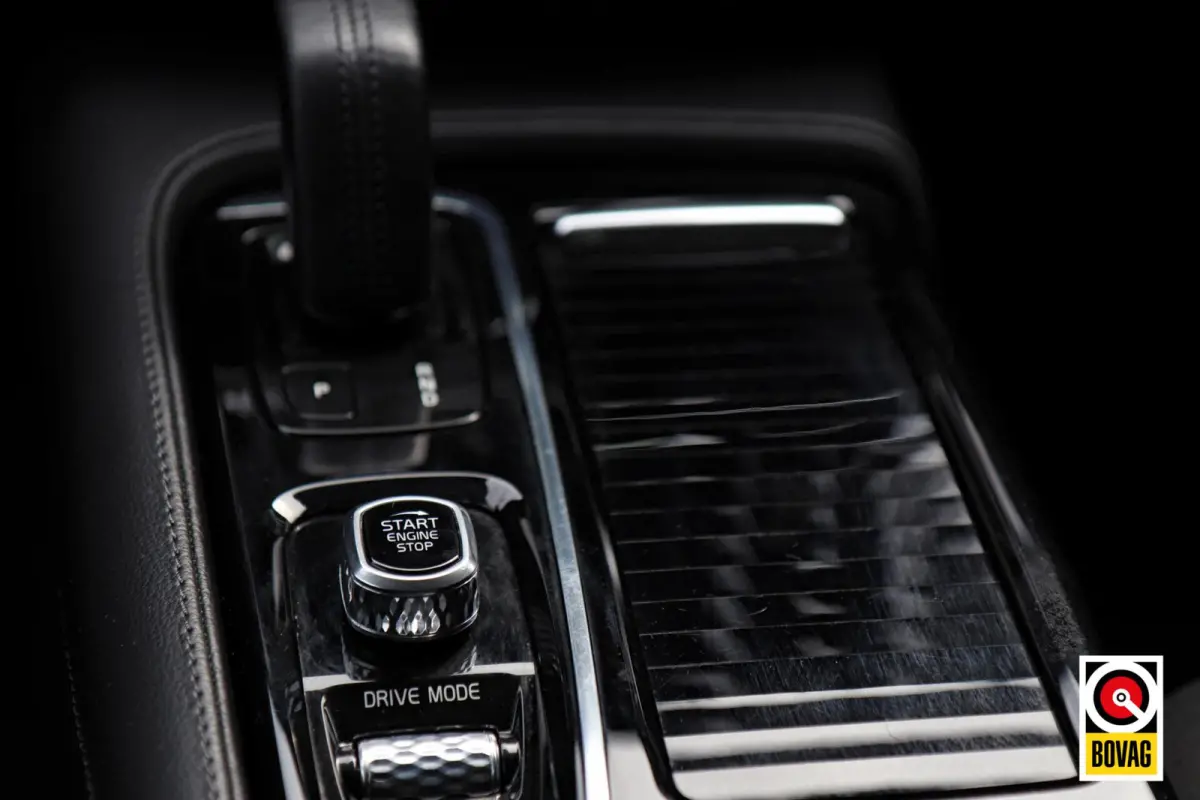 2.0 T6 Recharge AWD |LED|CARPLAY|CAMERA|DODE-HOEK|ELEK. KLEP|ACC