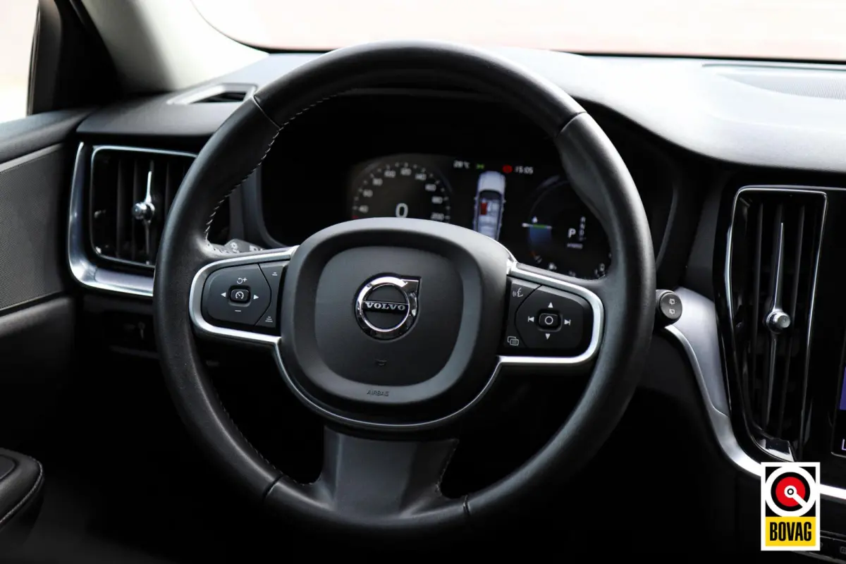 2.0 T6 Recharge AWD |LED|CARPLAY|CAMERA|DODE-HOEK|ELEK. KLEP|ACC
