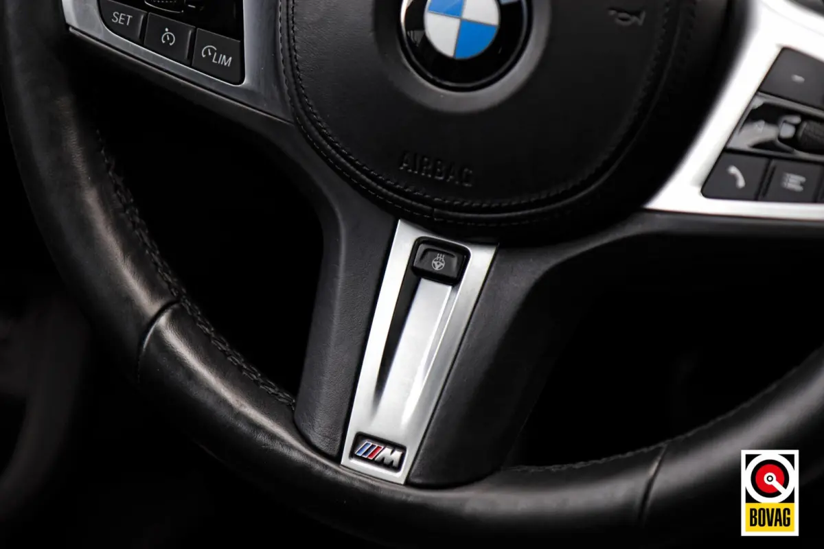 118i M-Sport M-Pakket Shadow |LED|CARPLAY|H&K|ELEK. KLEP|STOEL+STUURVERW.|VIRTUAL