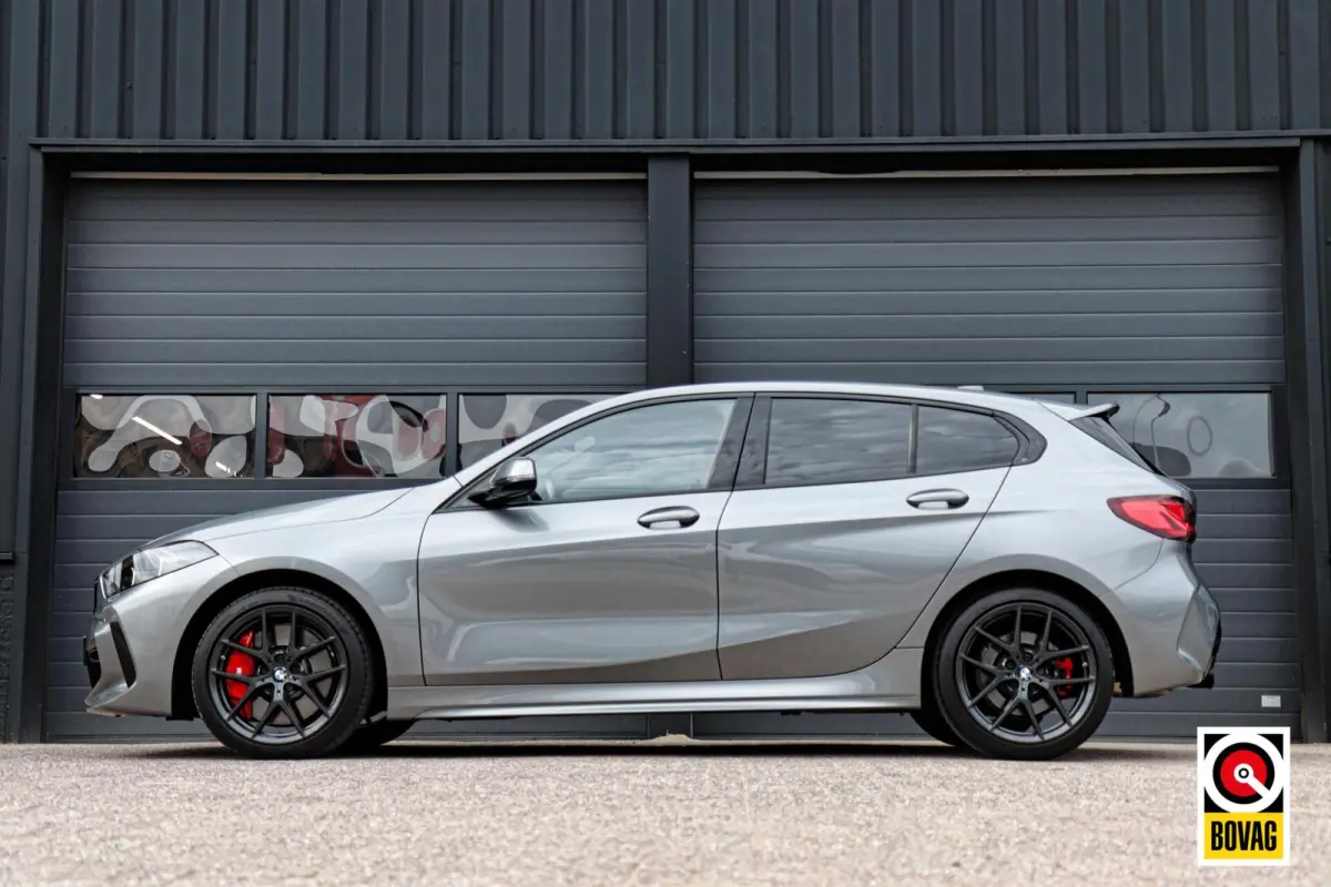 118i M-Sport M-Pakket Shadow |LED|CARPLAY|H&K|ELEK. KLEP|STOEL+STUURVERW.|VIRTUAL