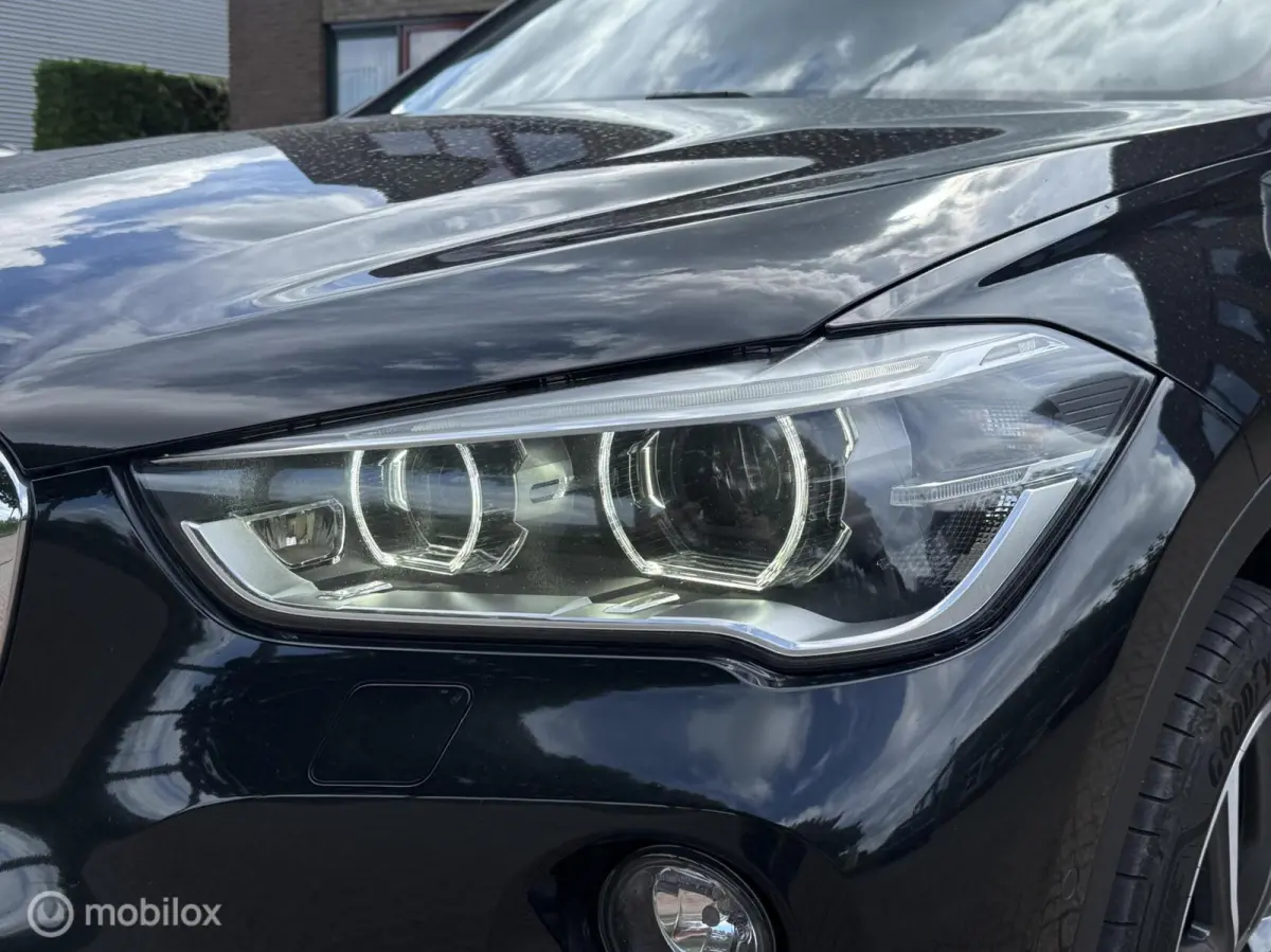 xDrive20i Xline Panodak Navi Carplay Memory Leer Camera Harman Kardon Trekhaak