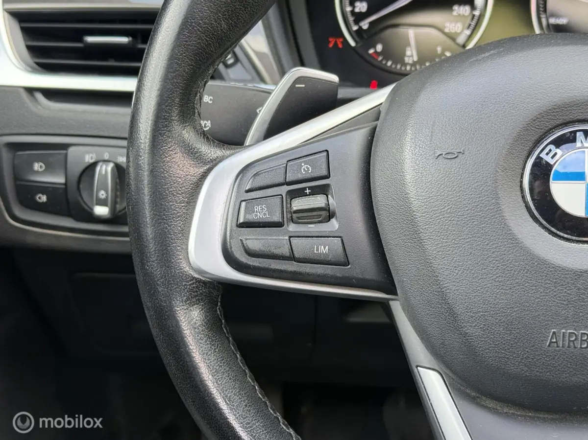 xDrive20i Xline Panodak Navi Carplay Memory Leer Camera Harman Kardon Trekhaak