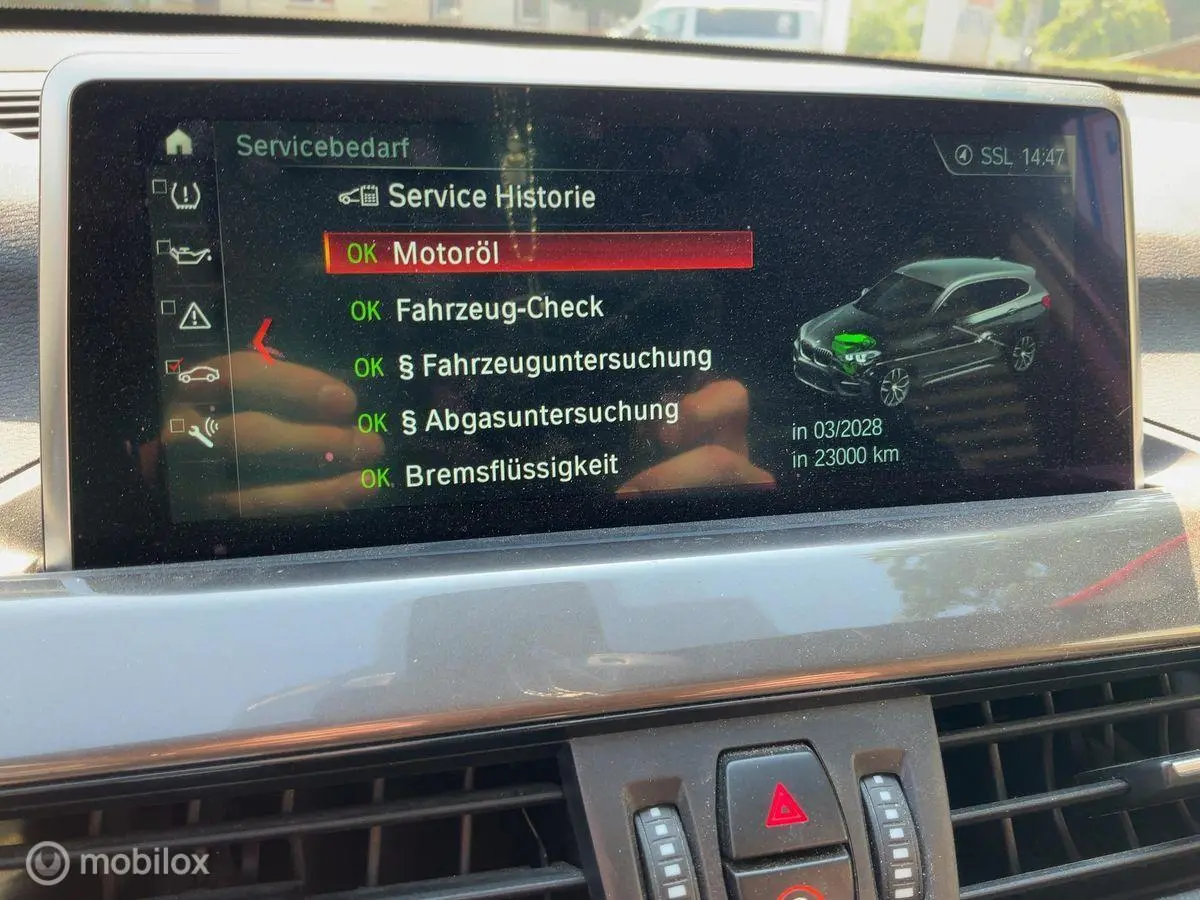 xDrive20i Xline Panodak Navi Carplay Memory Leer Camera Harman Kardon Trekhaak