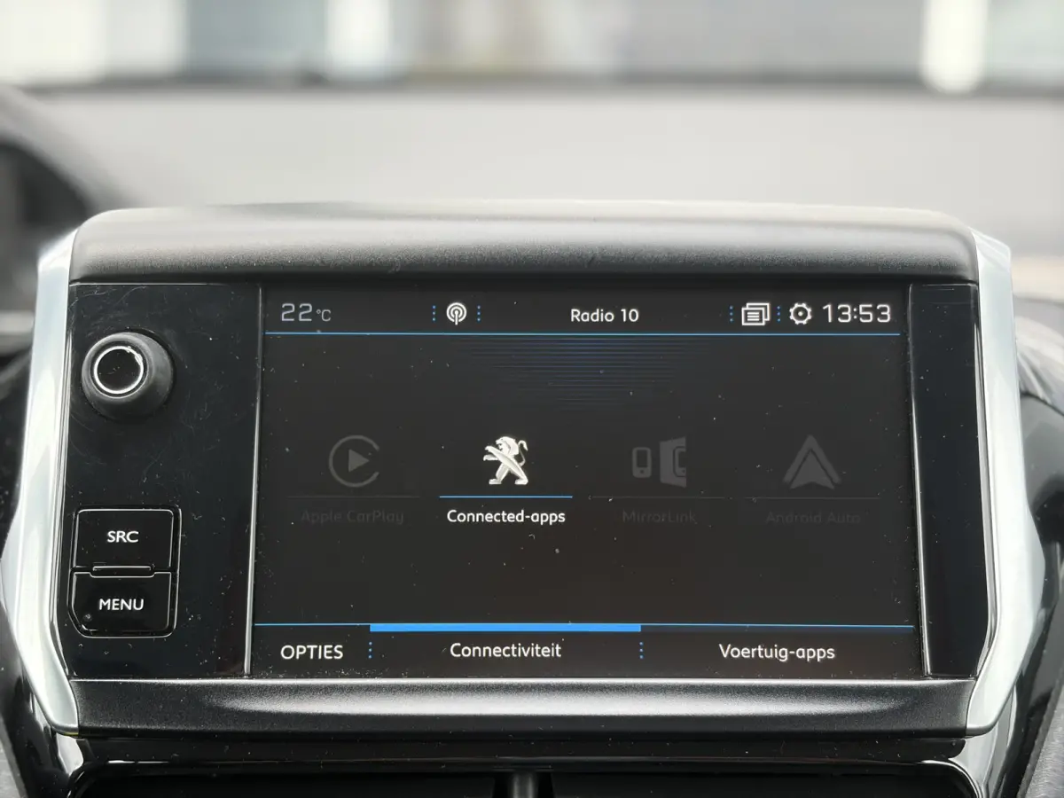 1.2 PureTech Blue Lion 82pk | Apple Carplay/Android Auto | Cruise control | Dab | Lichtmetalen velgen 16" | Navigatiesysteem full map | Parkeersensor achter | Zeer nette auto!