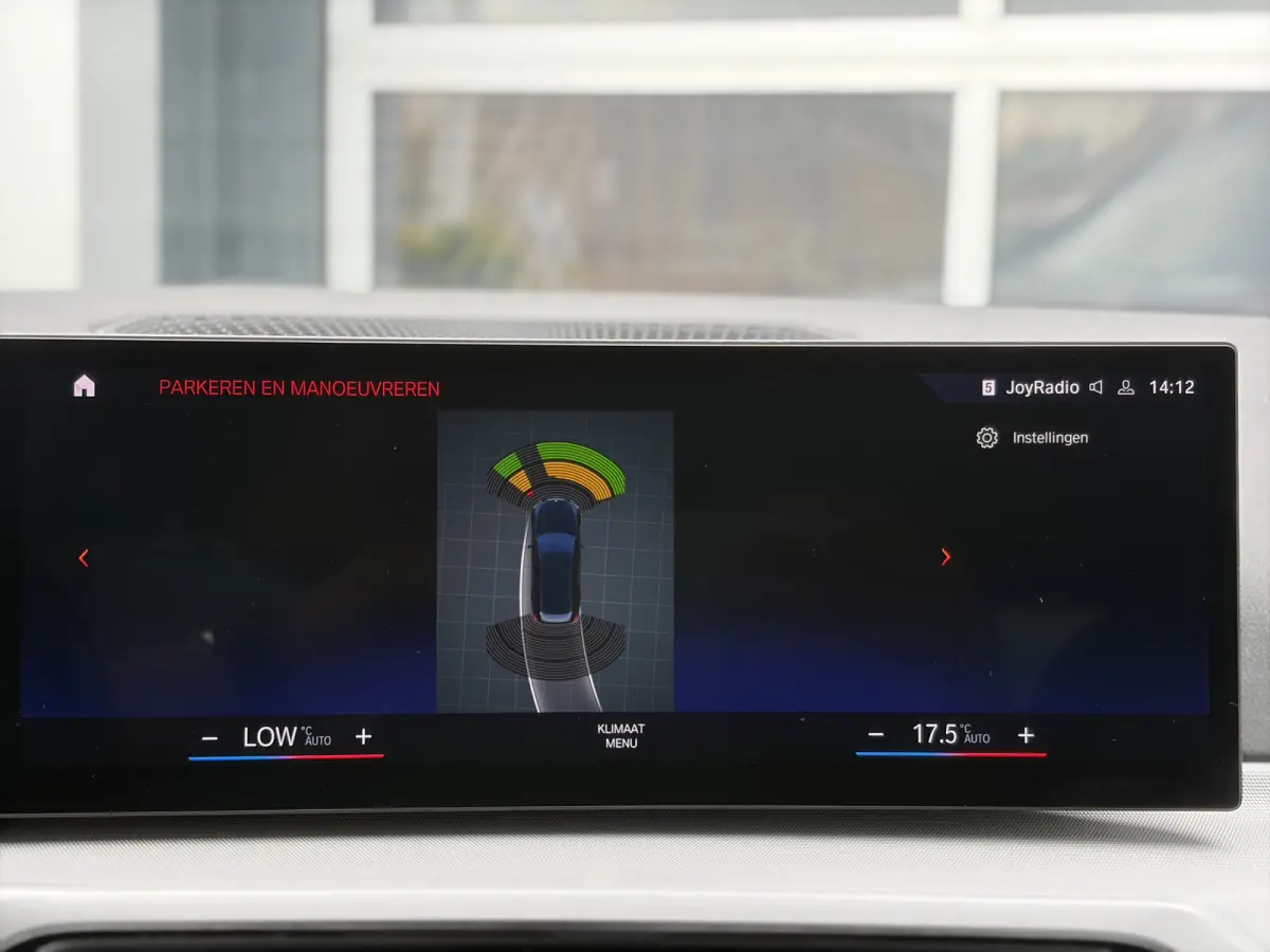 330e Executive 293pk | Nieuw Model | Virtual Cockpit | Apple Carplay/Android Auto | Dab | Elektrisch bedienbare achterklep | LED koplampen | Sportstoelen | Trekhaak elektrisch bedienbaar | Z