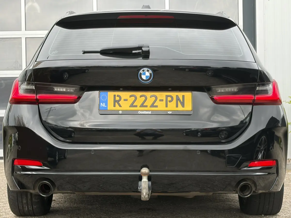 330e Executive 293pk | Nieuw Model | Virtual Cockpit | Apple Carplay/Android Auto | Dab | Elektrisch bedienbare achterklep | LED koplampen | Sportstoelen | Trekhaak elektrisch bedienbaar | Z