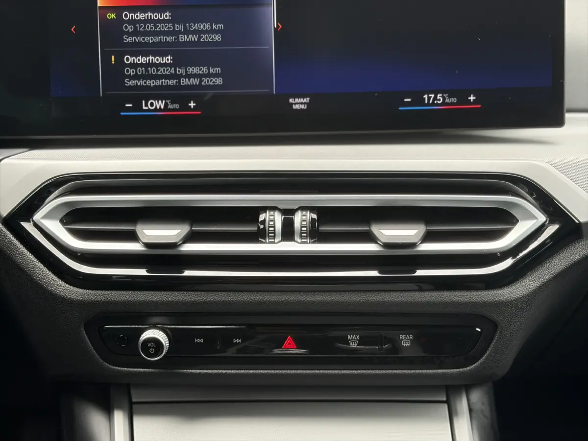 330e Executive 293pk | Nieuw Model | Virtual Cockpit | Apple Carplay/Android Auto | Dab | Elektrisch bedienbare achterklep | LED koplampen | Sportstoelen | Trekhaak elektrisch bedienbaar | Z