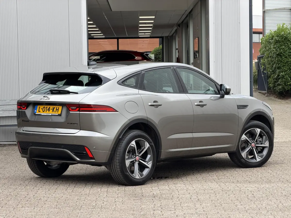 1.5 P300e AWD R-Dynamic HSE | Leder/Carplay/3D-Camera/Memory/Meridian