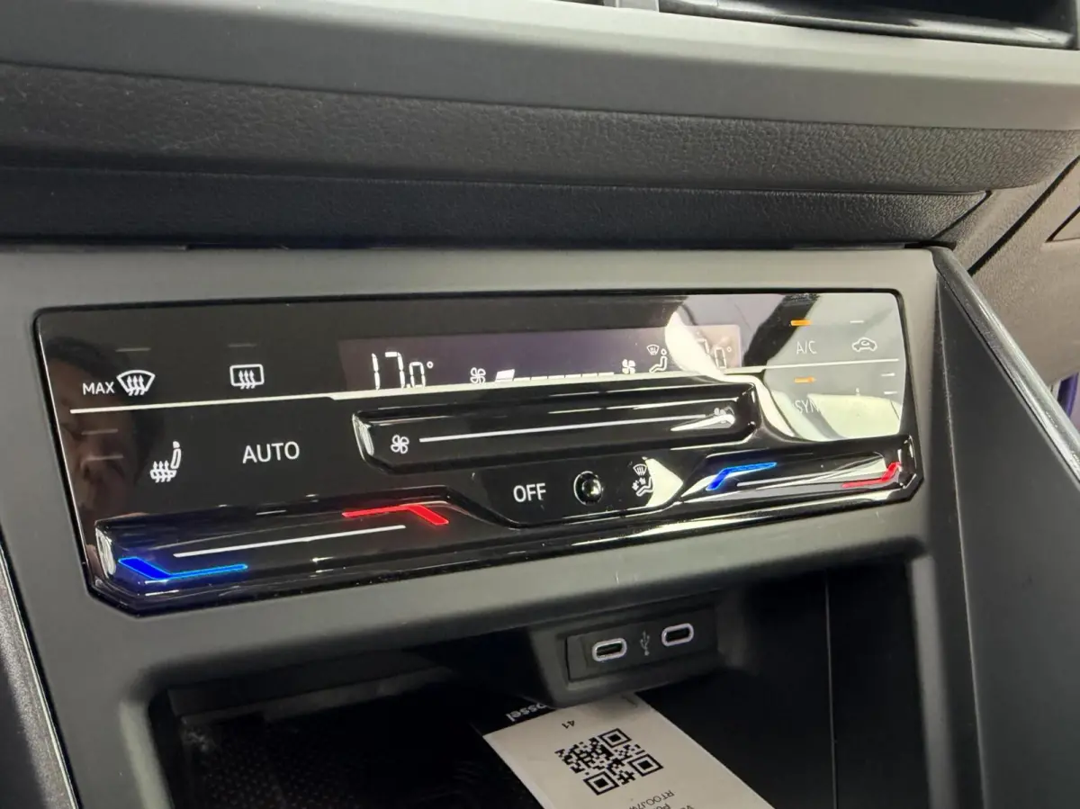 1.0 TSI Style Automaat Led Camera Virtual