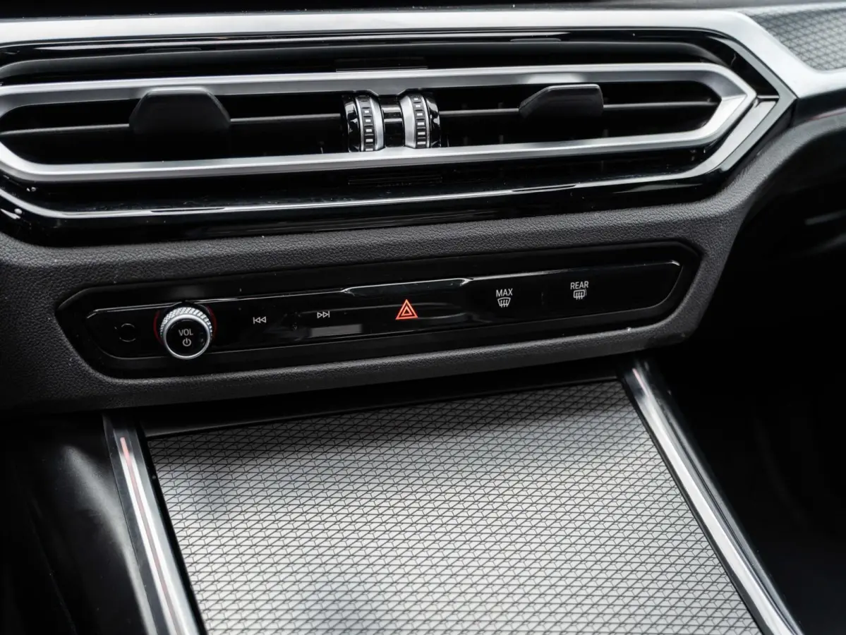 330e xDrive M Sport Head up|Pano|98% SOH
