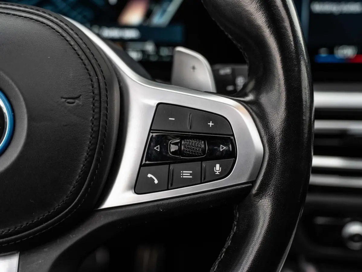 330e xDrive M Sport Head up|Pano|98% SOH