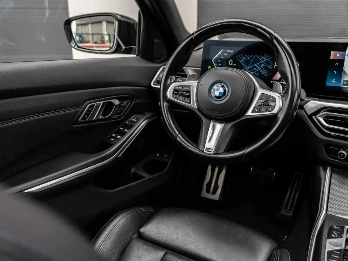 330e xDrive M Sport Head up|Pano|98% SOH