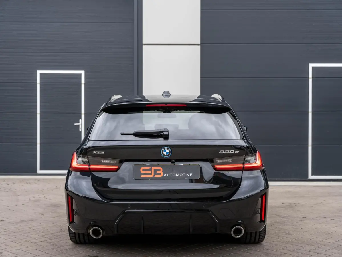 330e xDrive M Sport Head up|Pano|98% SOH