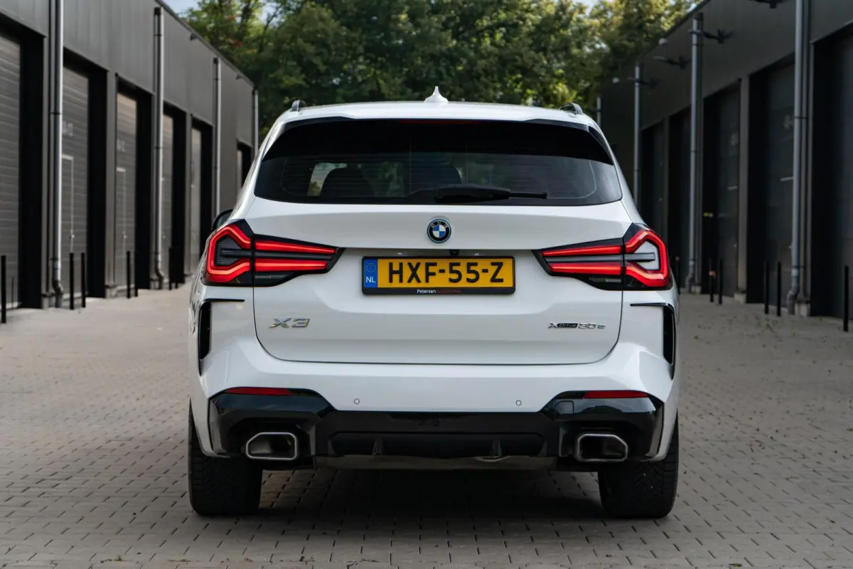 xDrive30e High Executive M-Sport *Nw Model* Stuurverw*
