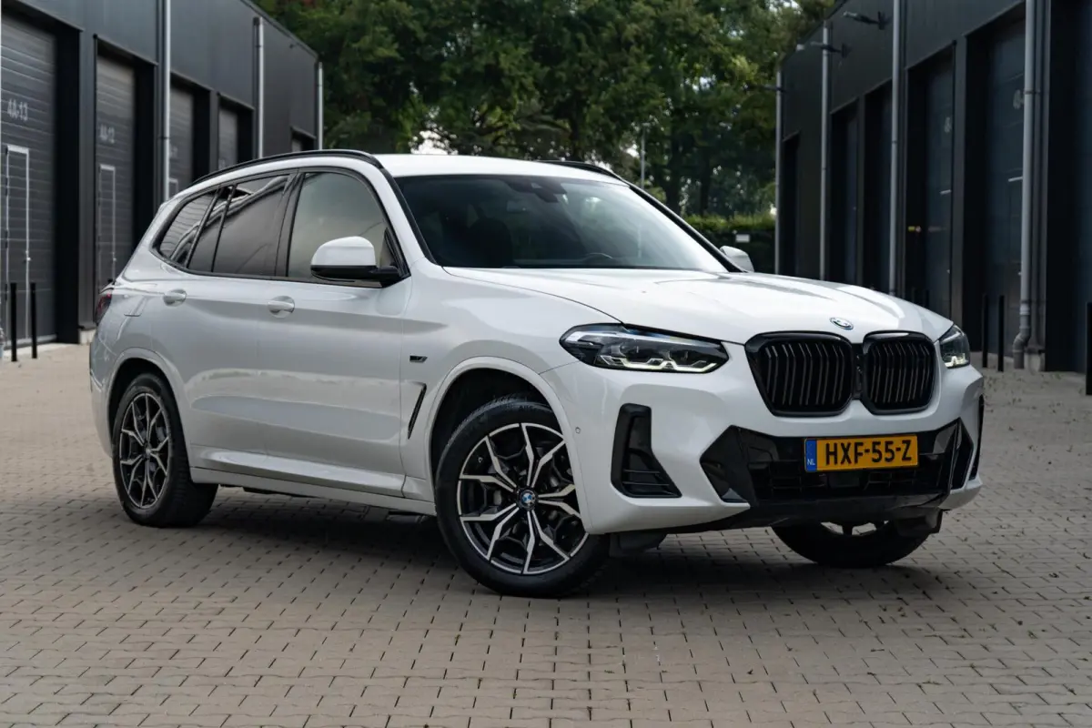 xDrive30e High Executive M-Sport *Nw Model* Stuurverw*