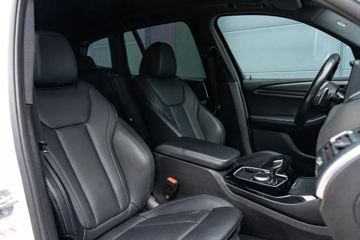 xDrive30e High Executive M-Sport *Nw Model* Stuurverw*