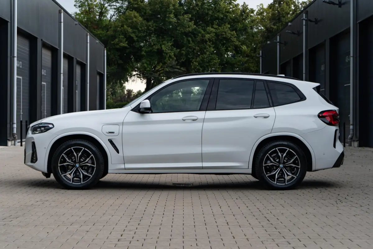 xDrive30e High Executive M-Sport *Nw Model* Stuurverw*