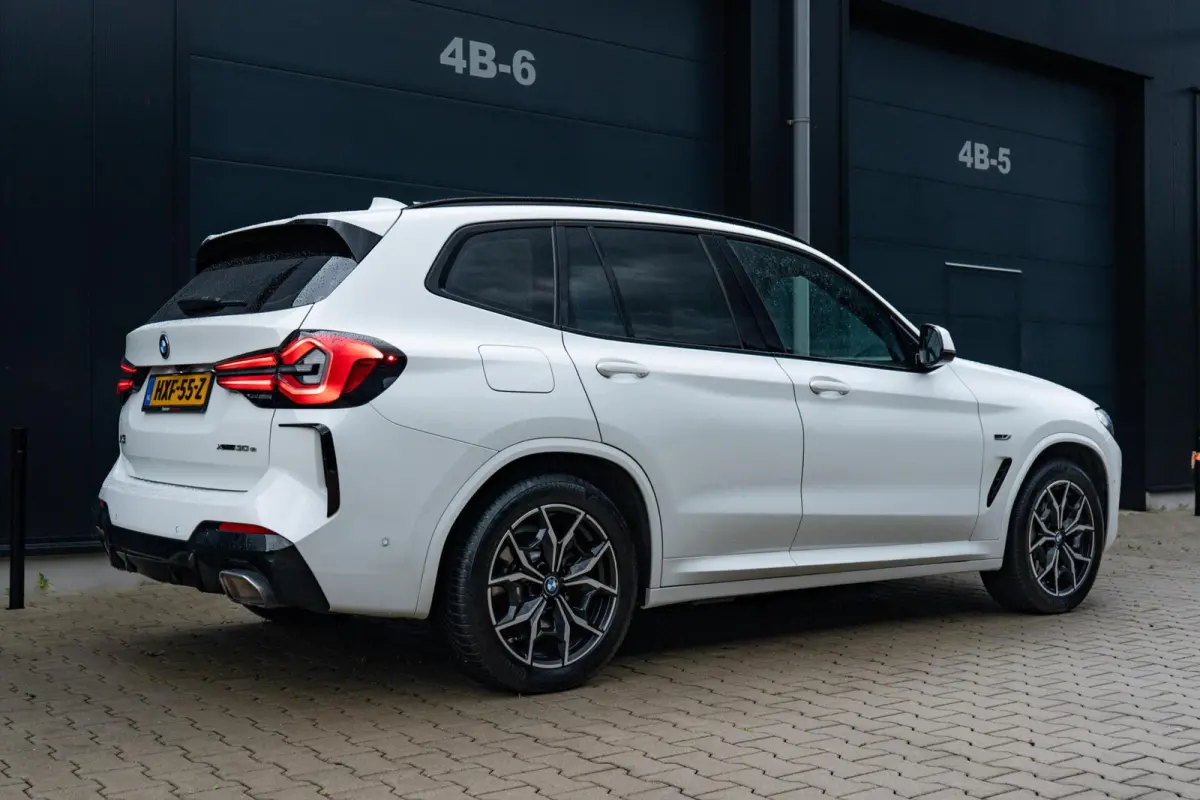 xDrive30e High Executive M-Sport *Nw Model* Stuurverw*