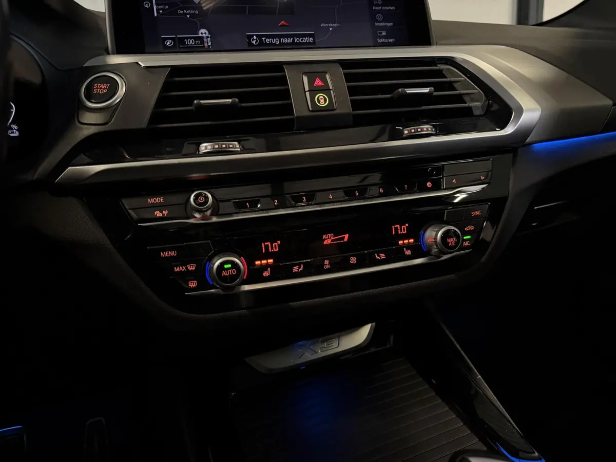 xDrive30e High Executive M-sport Pano Trekhaak Camera