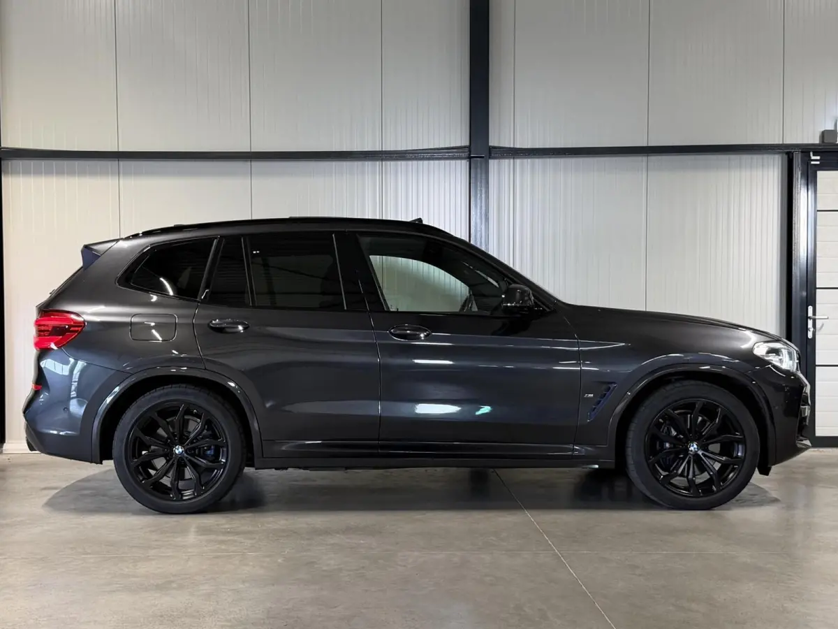 xDrive30e High Executive M-sport Pano Trekhaak Camera