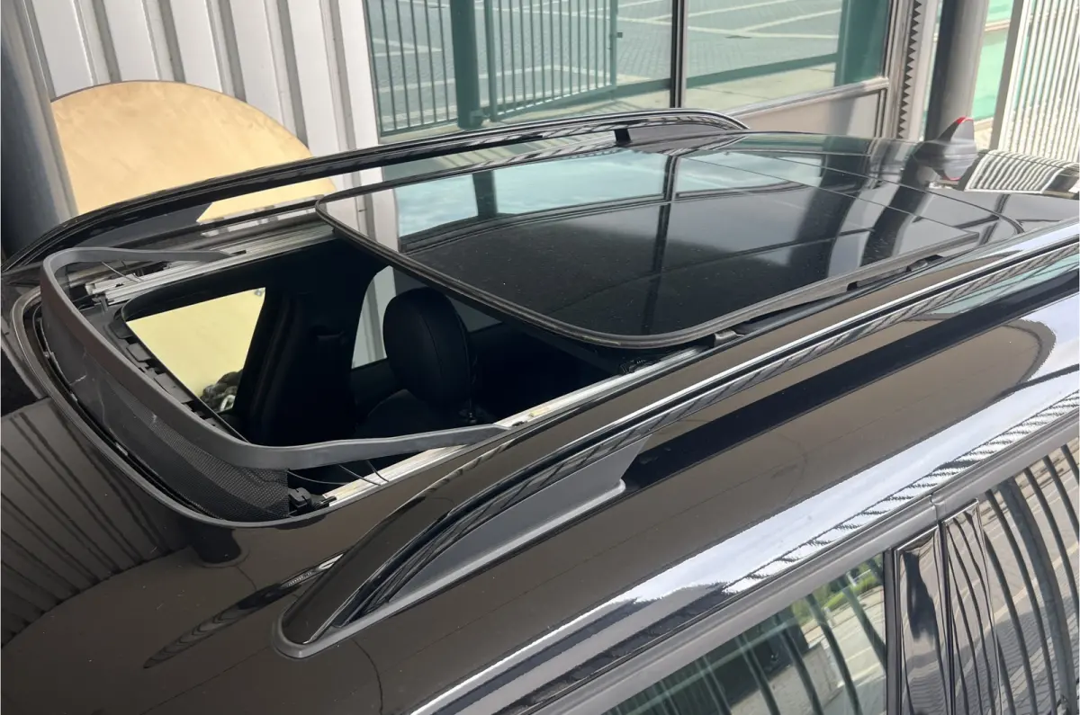 1.5 Cooper Chili | AUTOMAAT | HEAD-UP DISPLAY | LEDER | SCHUIF/KANTELDAK | CARPLAY | HARMAN/KARDON | CAMERA | NAVI | CRUISE CONTROL | PDC V+A | CLIMATE CONTROL | LMV 18'' | STOELVERWARMING |