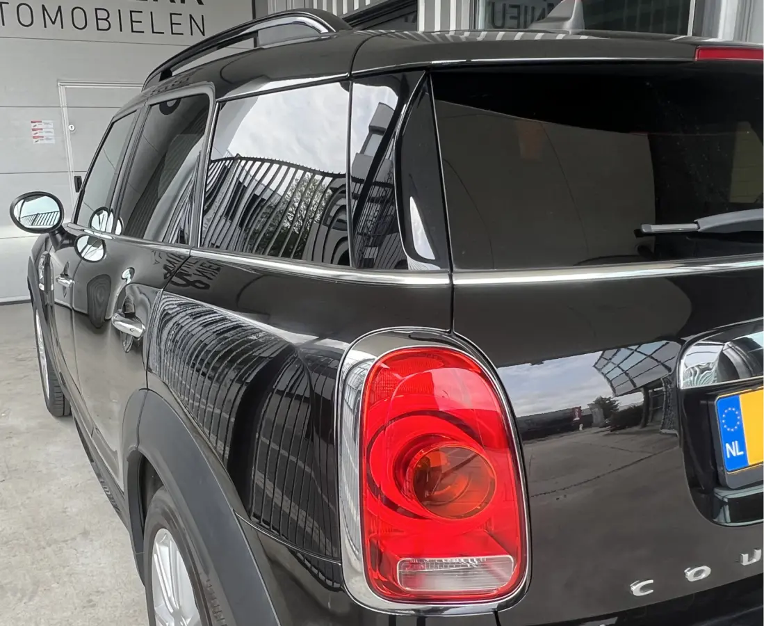 1.5 Cooper Chili | AUTOMAAT | HEAD-UP DISPLAY | LEDER | SCHUIF/KANTELDAK | CARPLAY | HARMAN/KARDON | CAMERA | NAVI | CRUISE CONTROL | PDC V+A | CLIMATE CONTROL | LMV 18'' | STOELVERWARMING |