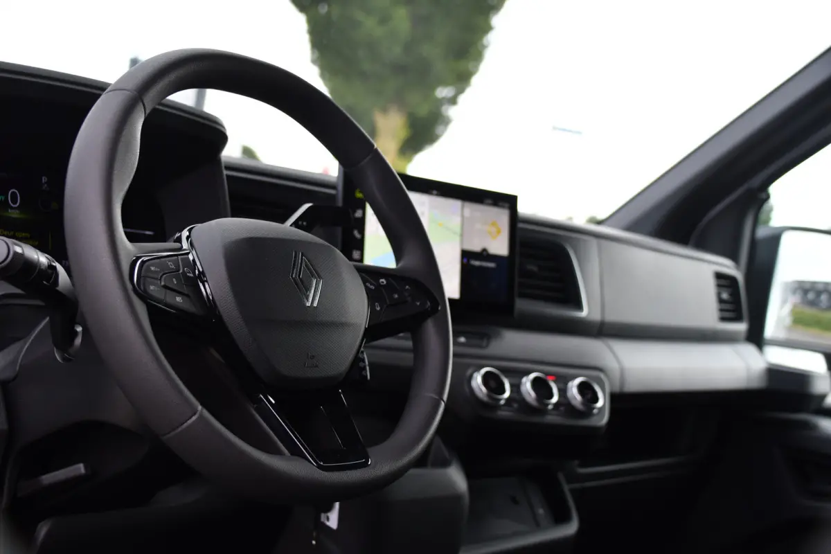 T35 L2H2 Extra long range 87 kWh Camera, Cruise, Carplay, LED, Clima, Stoelverwarming, Laadruimte Betimmering, 143pk, Virtual, Sensoren, Uniek!