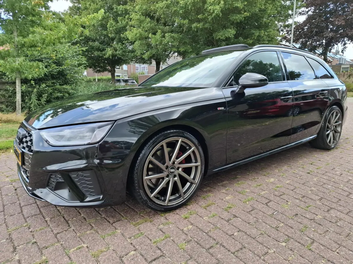 40 TFSI 3x S-Line Launch edition BTW AUTO