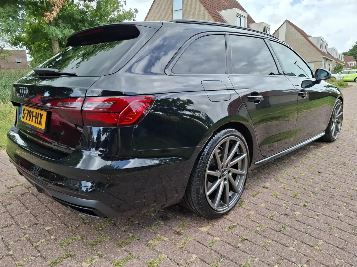 40 TFSI 3x S-Line Launch edition BTW AUTO