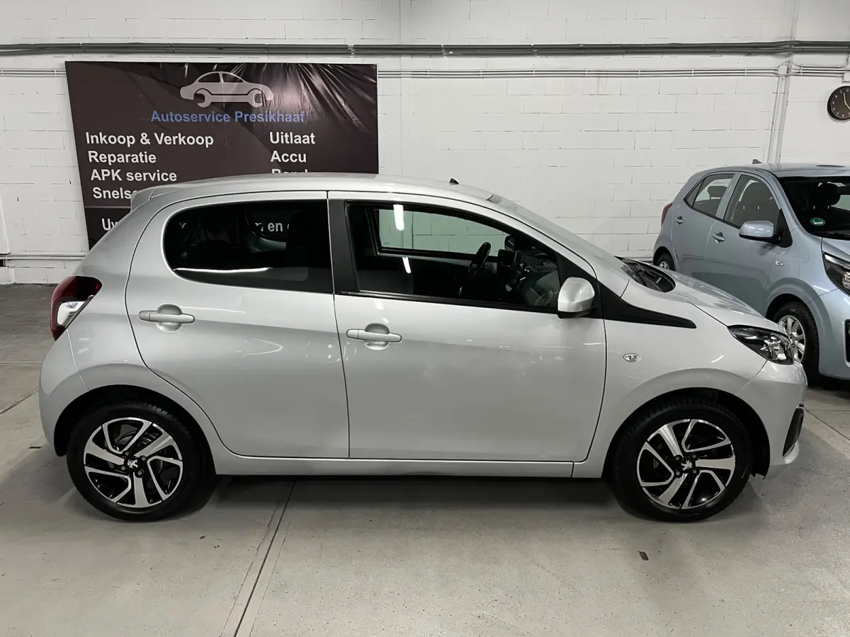 1.0 e-VTi Blue Lease Executive CAMERA / CARPLAY