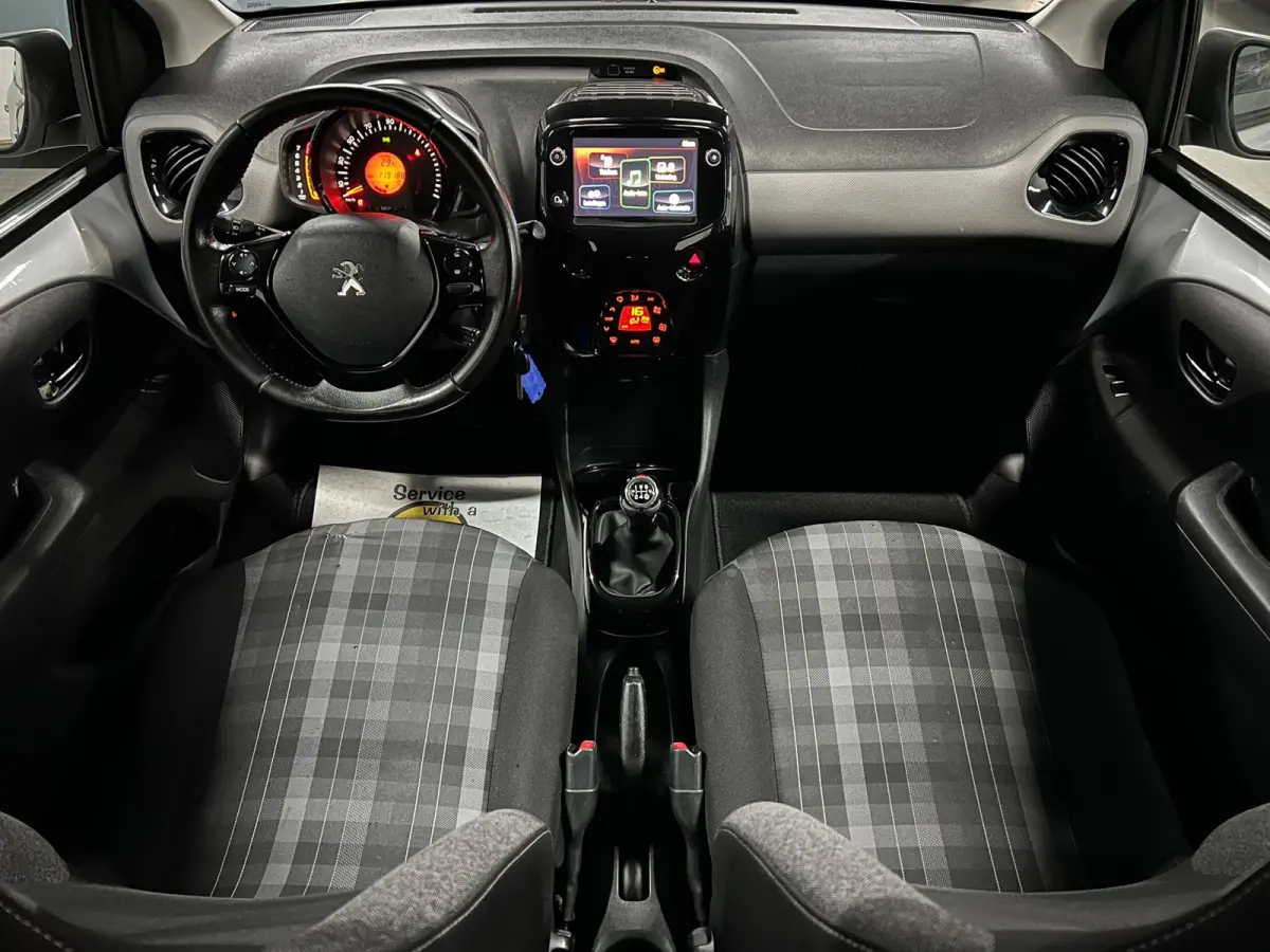1.0 e-VTi Blue Lease Executive CAMERA / CARPLAY