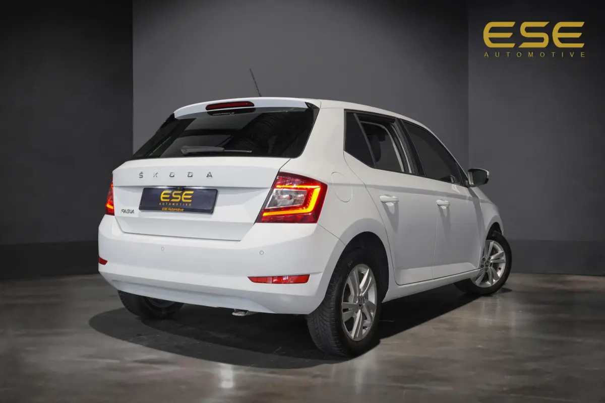 1.0 TSI Ambition | Automaat | Camera | Carplay | Stoelverwarming | Climate