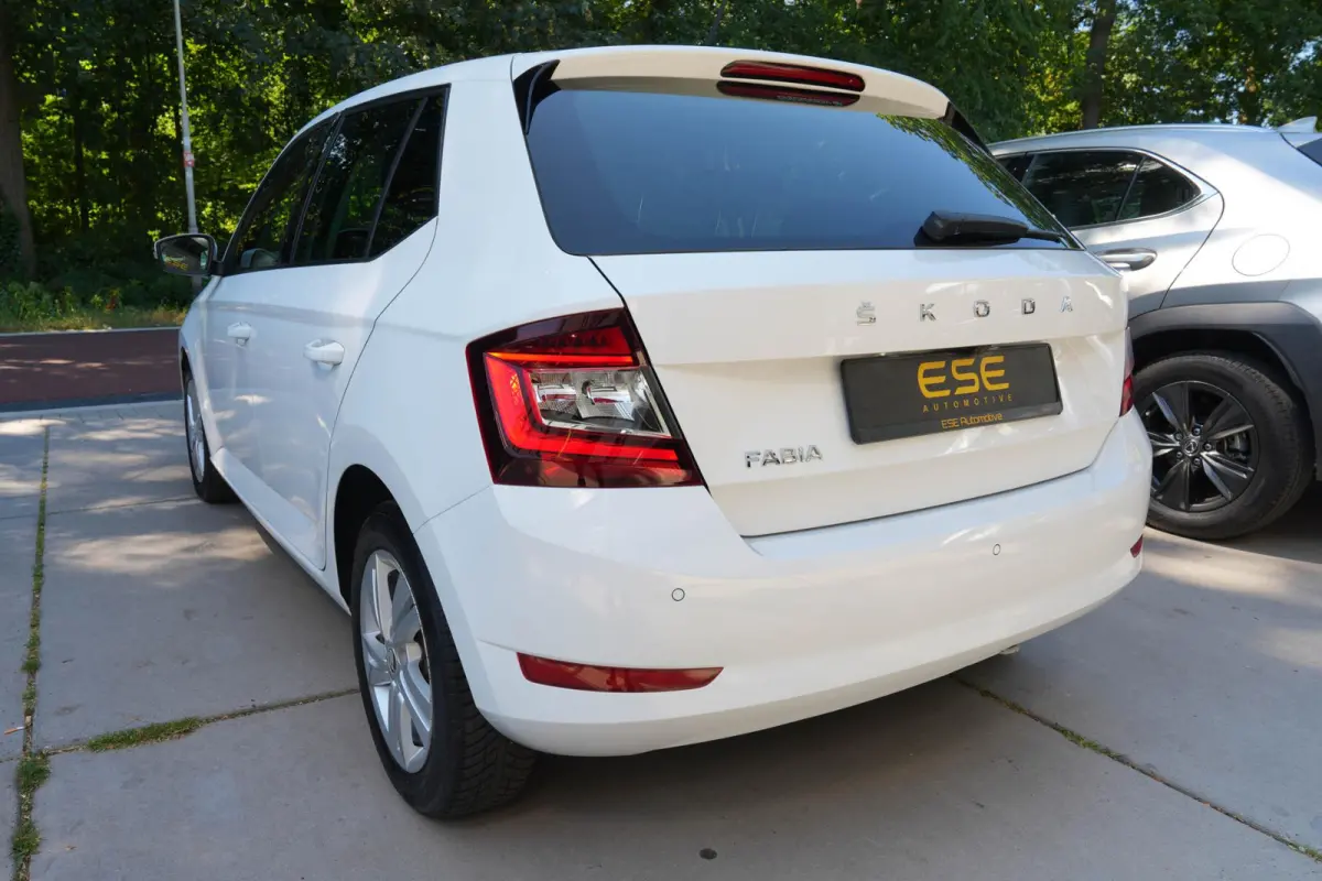 1.0 TSI Ambition | Automaat | Camera | Carplay | Stoelverwarming | Climate
