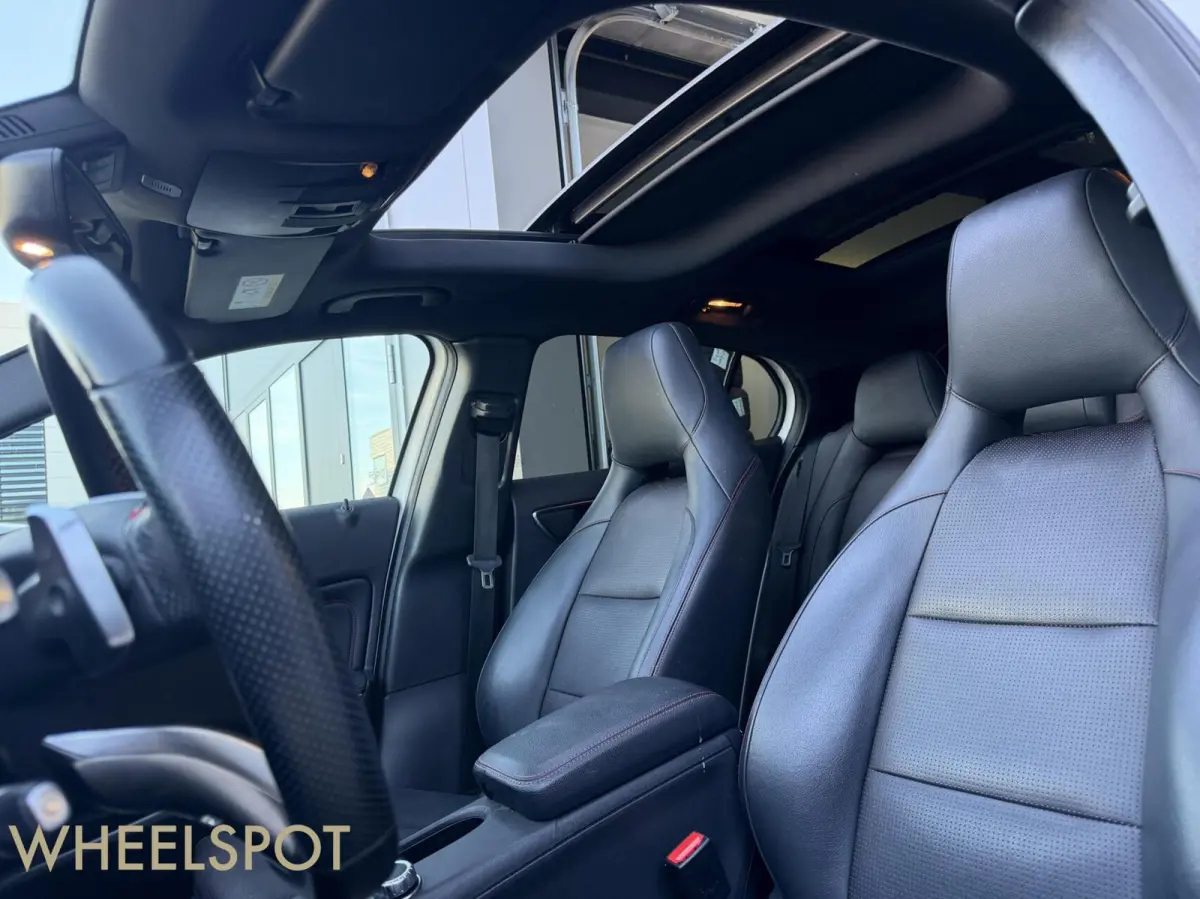 250 4Matic AMG|Pano|Keyless|19 Inch|Camera