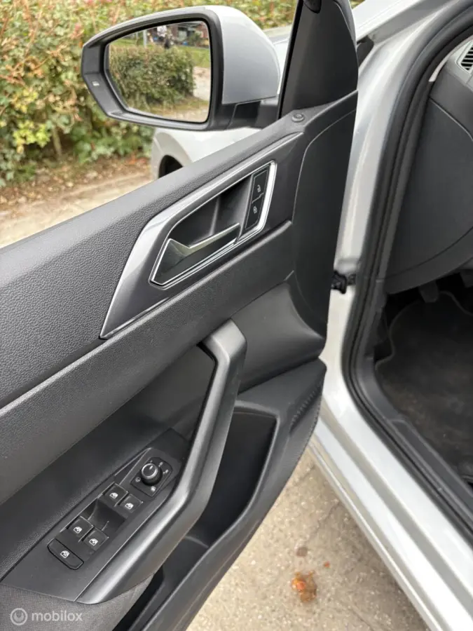 1.0 TSI CARPLAY AIRCO STOEL.V CRUISE PDC