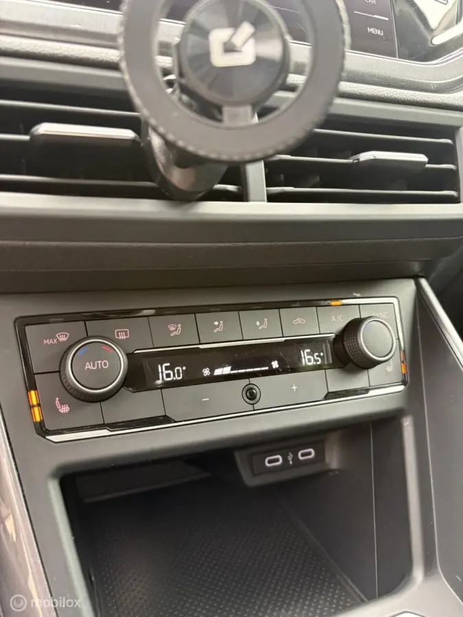 1.0 TSI CARPLAY AIRCO STOEL.V CRUISE PDC
